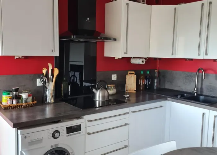Appartement Classe 3 Etoiles, Parking Gratuit, Proche Centre-Ville