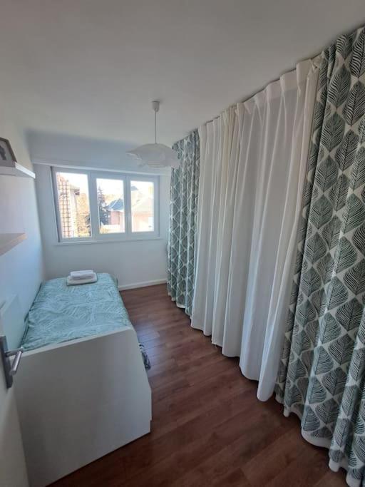 Apartment Classe 3 Etoiles, Parking Gratuit, Proche Centre-ville *