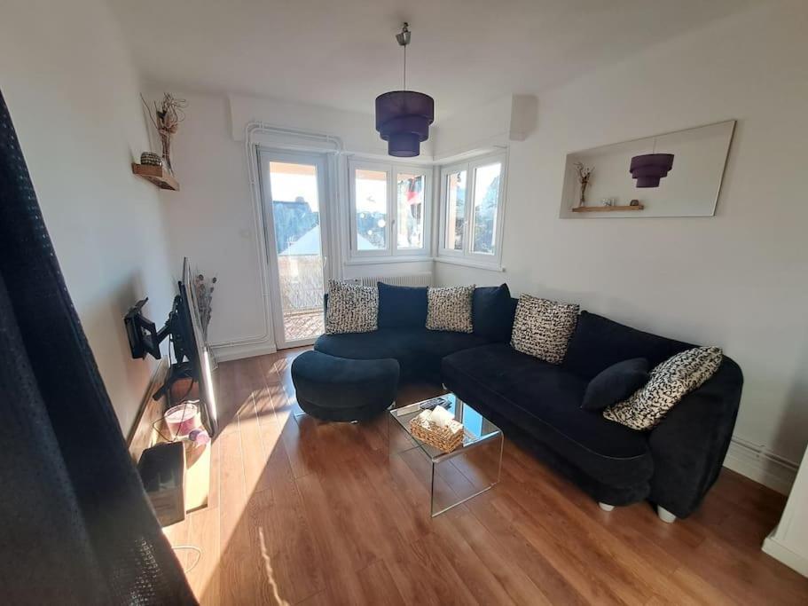 Appartement Classe 3 Etoiles, Parking Gratuit, Proche Centre-ville